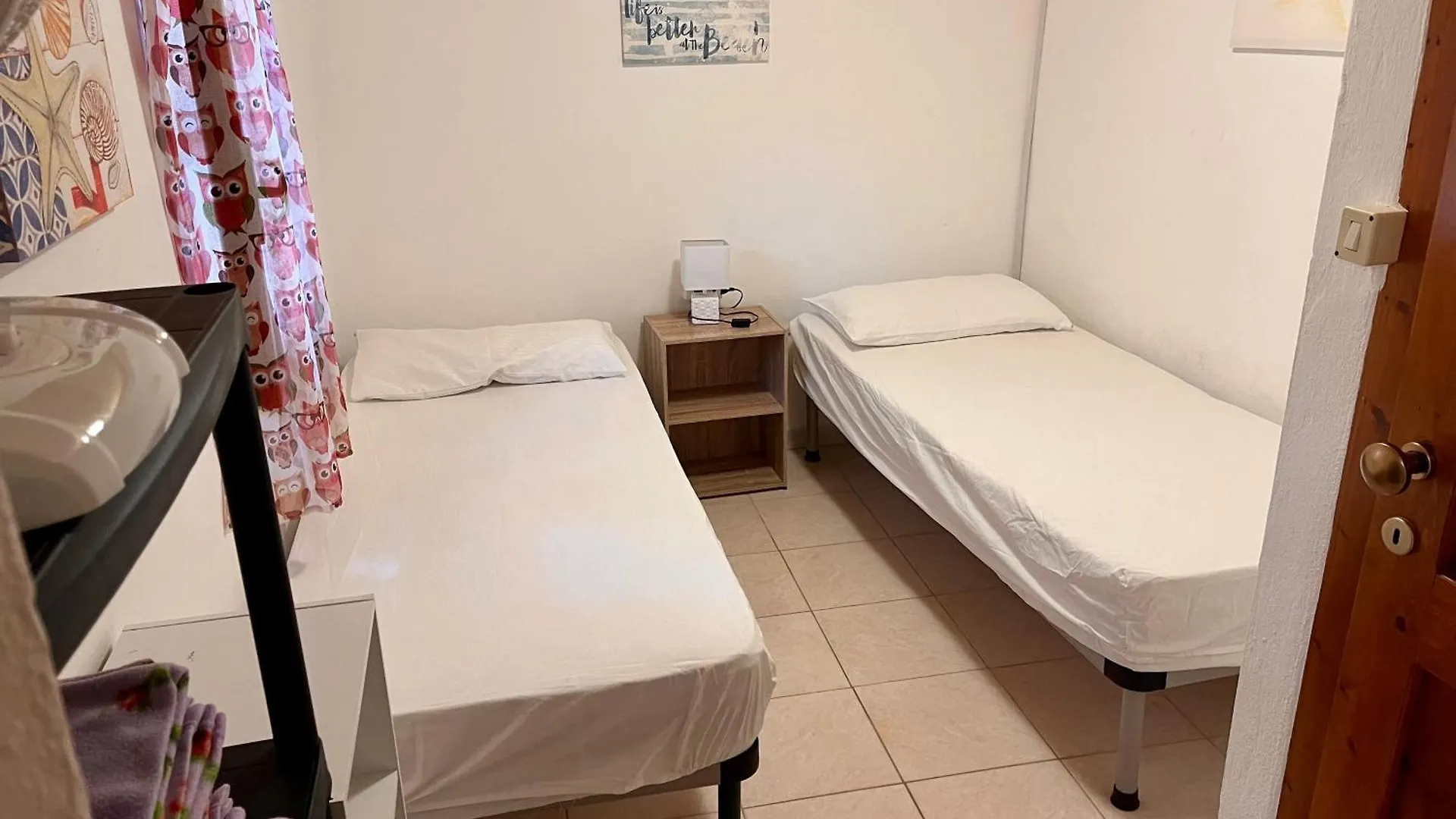 Dom wakacyjny Rustico Porto Pino 30 Mt Dalla Spiaggia Włochy